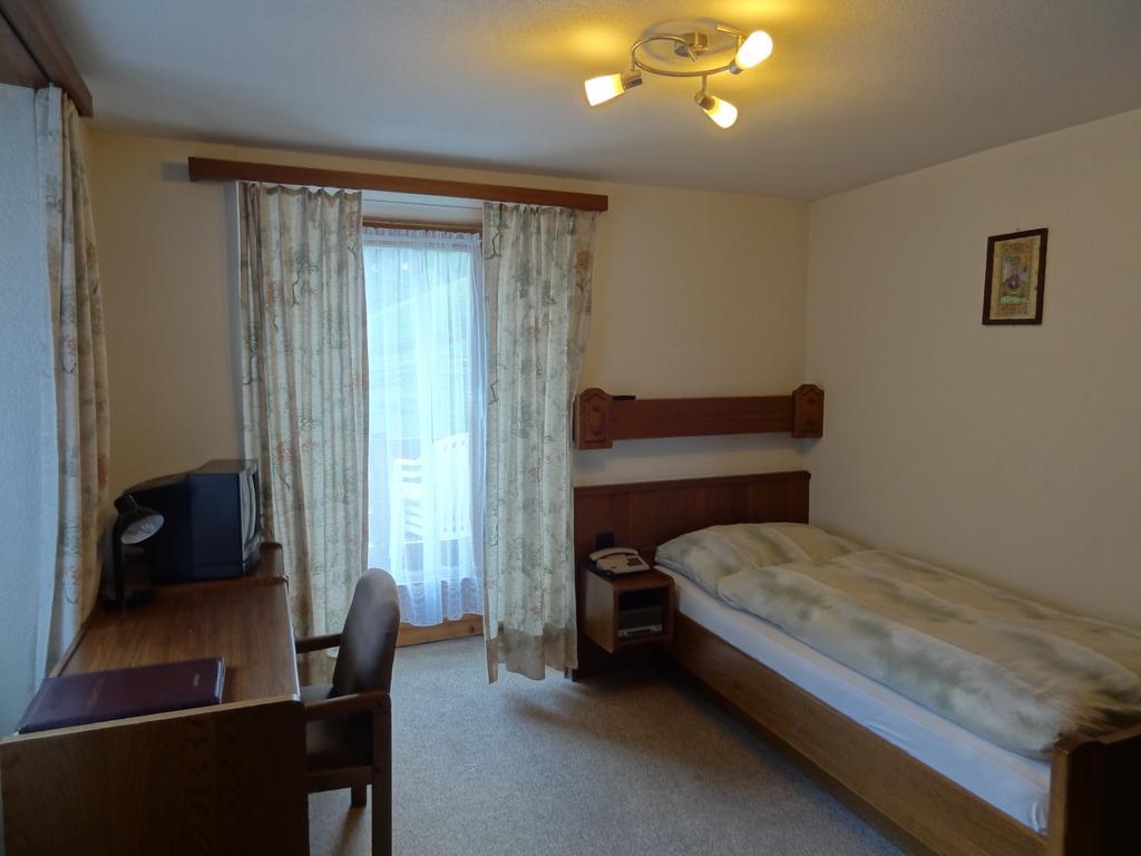 Apartamento Monte Rosa Saas-Grund Habitación foto
